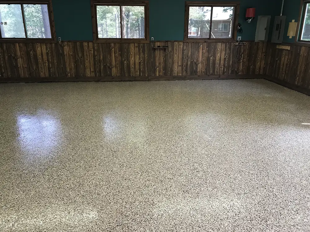 Residential epoxy flake garage