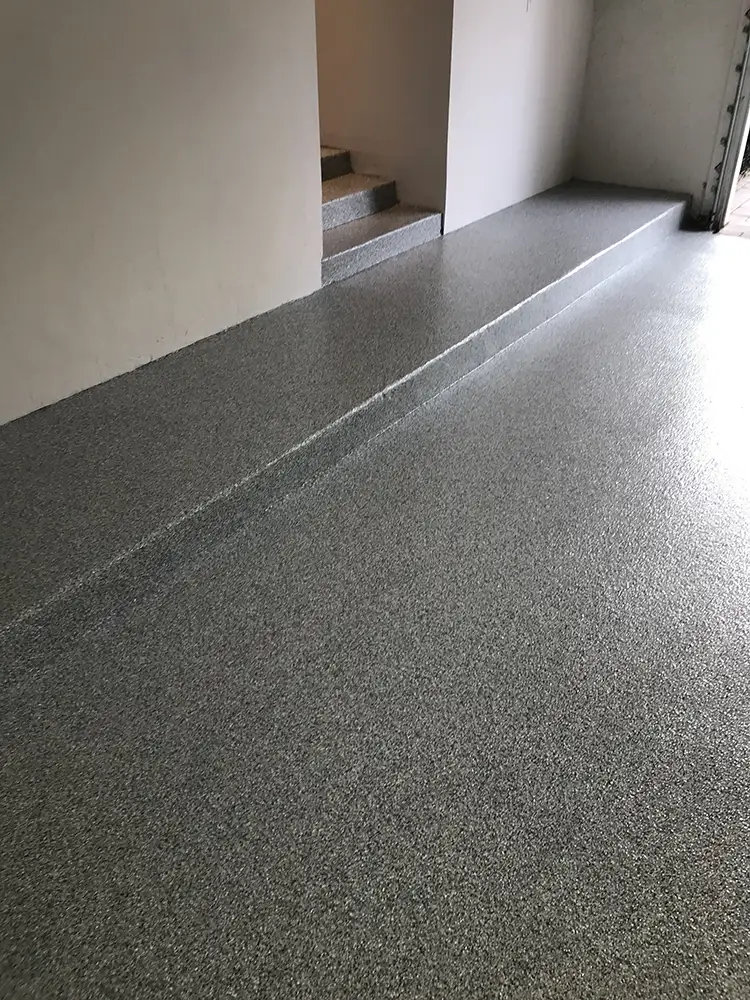 Residential epoxy flake garage